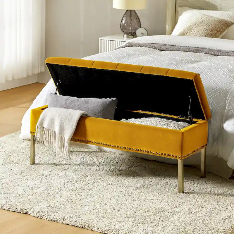 Pouf de table basse capitonné en cuir végétalien intégral avec pieds en bois