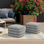 Pouf carré tressé, bleu marine et blanc, en polyester recyclé résistant à l'eau et aux UV