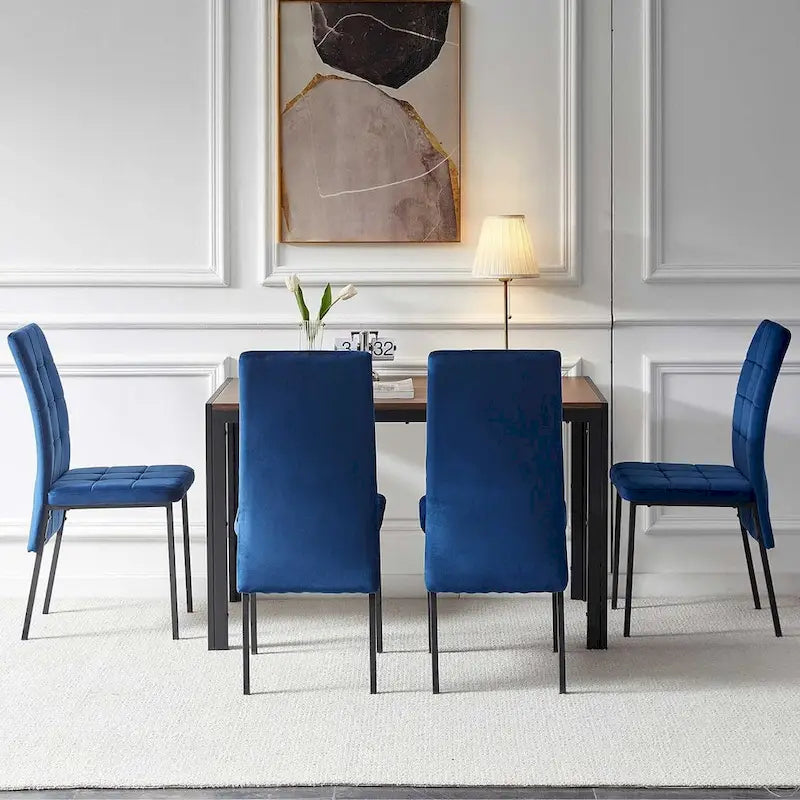 Chaise de salle à manger en velours à dossier haut avec design en queue d'hirondelle et pieds en métal doré