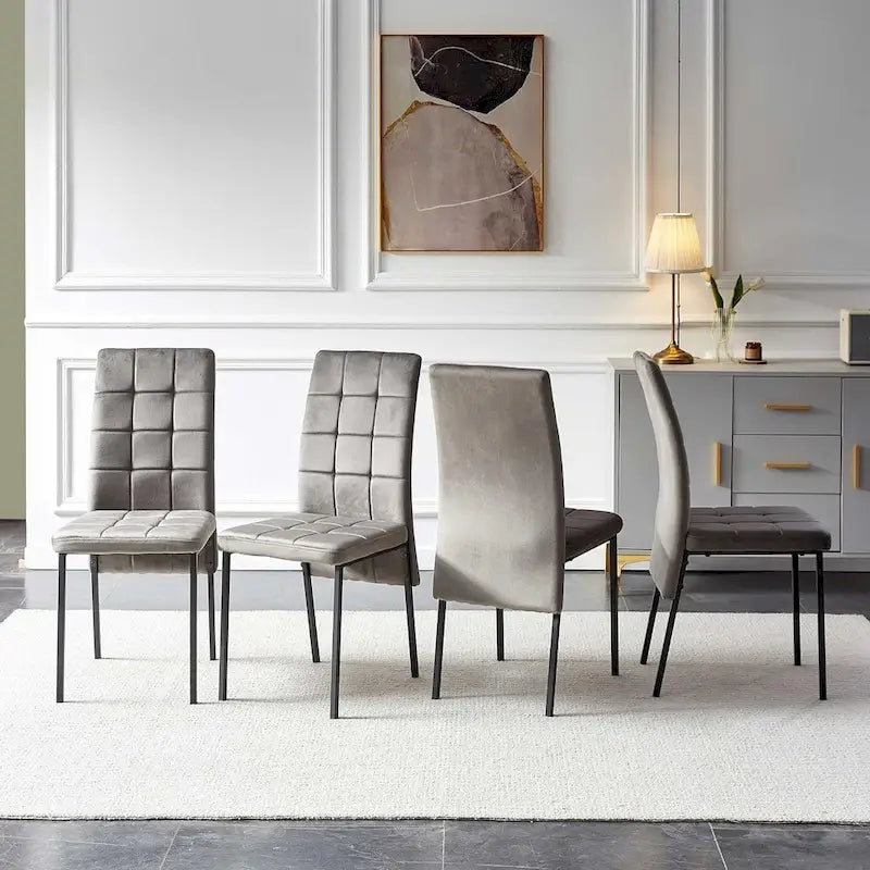 Chaise de salle à manger en velours à dossier haut avec design en queue d'hirondelle et pieds en métal doré