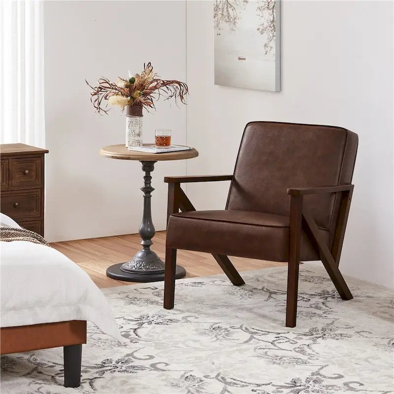 Fauteuil d'appoint en similicuir Mid-Century Modern avec pieds en bois massif